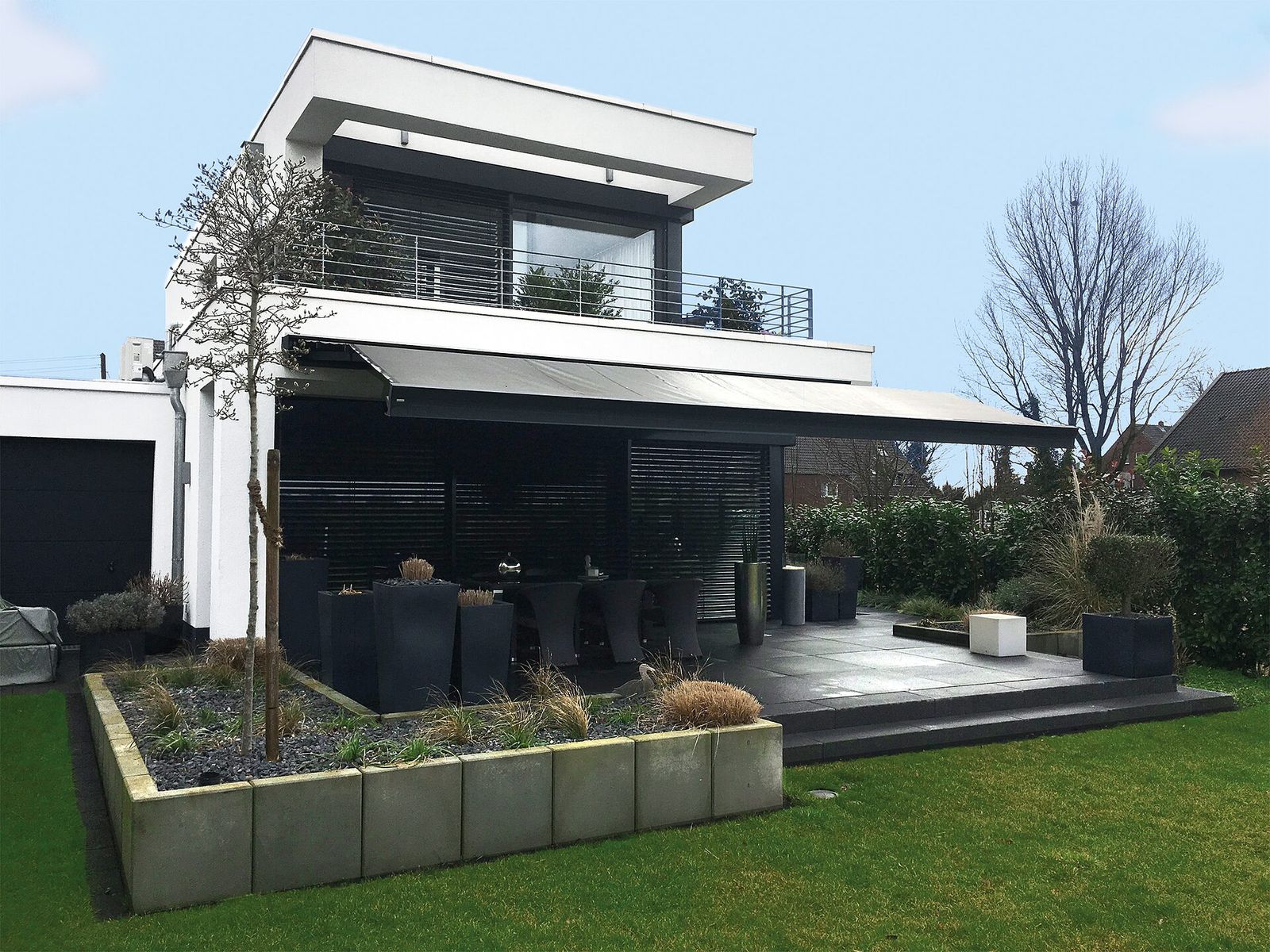 LEINER CASA SunRain